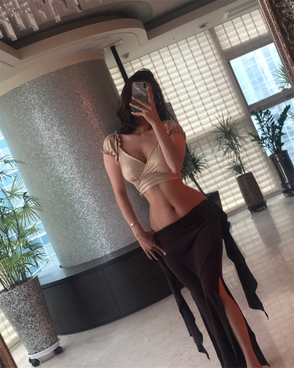 E罩杯韩国辣妈ohttomom：Ins合集[1279P1053V-2.3GB]