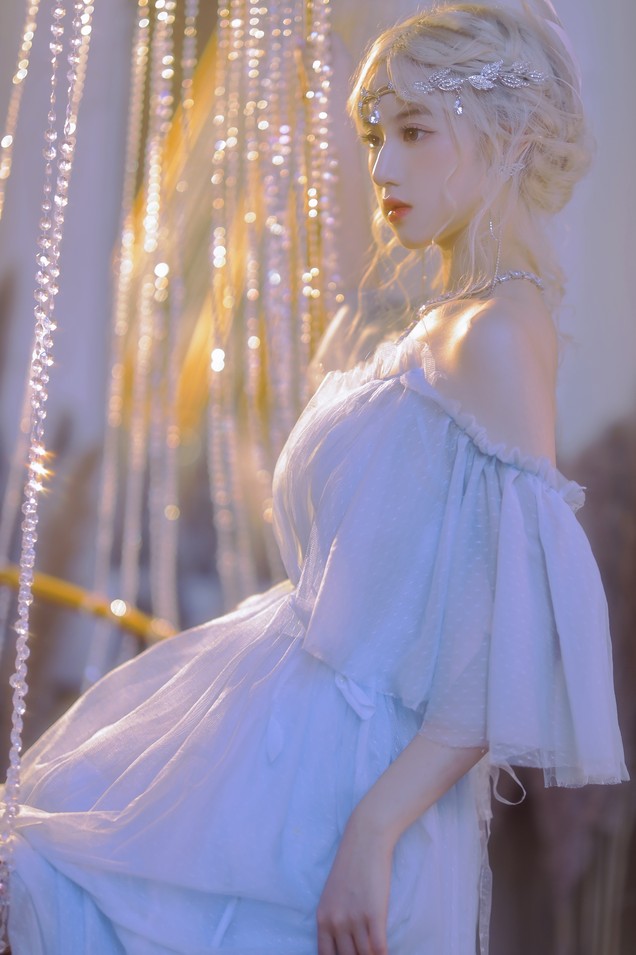 怡子yiii-微博coser全部作品[写真合集][3套][持续更新]