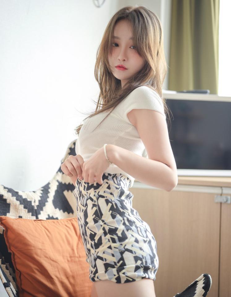 Leesnoww 写真合集[50套][持续更新]