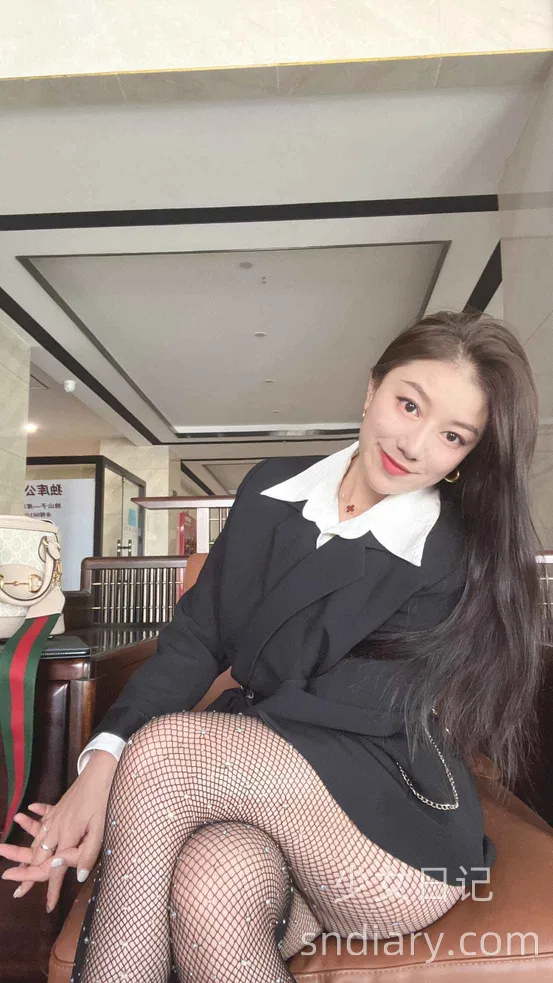 鹿瑶 – 最新岛遇/微密圈资源合集 - 4.9GB - 2025更新中