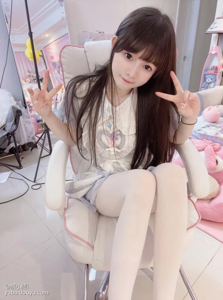 蔡小熊(小野樱) 写真资源合集[11套][持续更新]