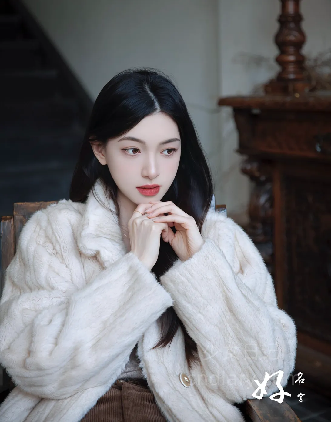 摄影师好名字：杭州高颜值美女人体私房写真 [557P-1.52GB][百度网盘]