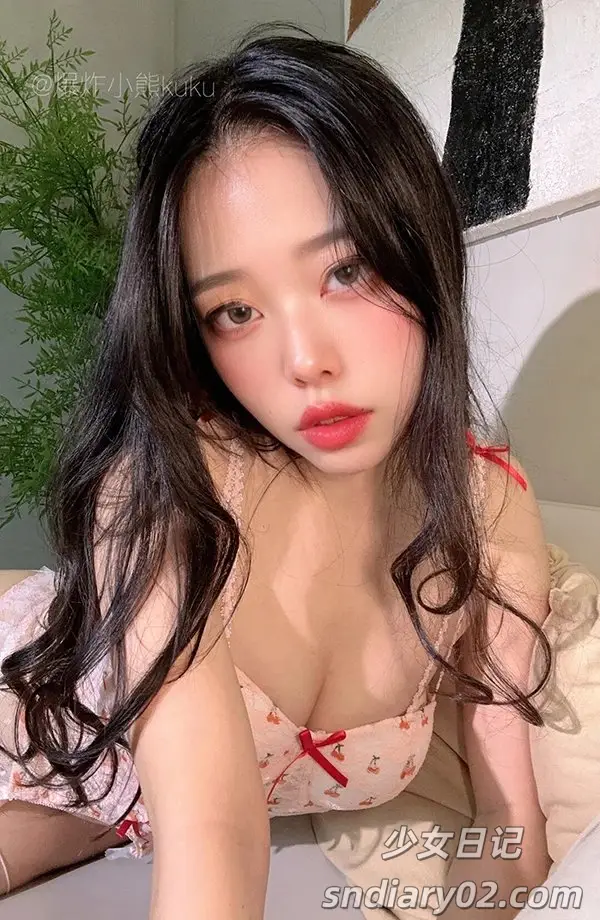 爆炸小熊kuku B站直播UP主足控提督总督写真合集[5.4GB]