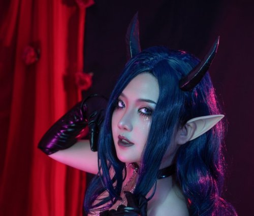 千煌弑夜 写真合集[8套][持续更新]